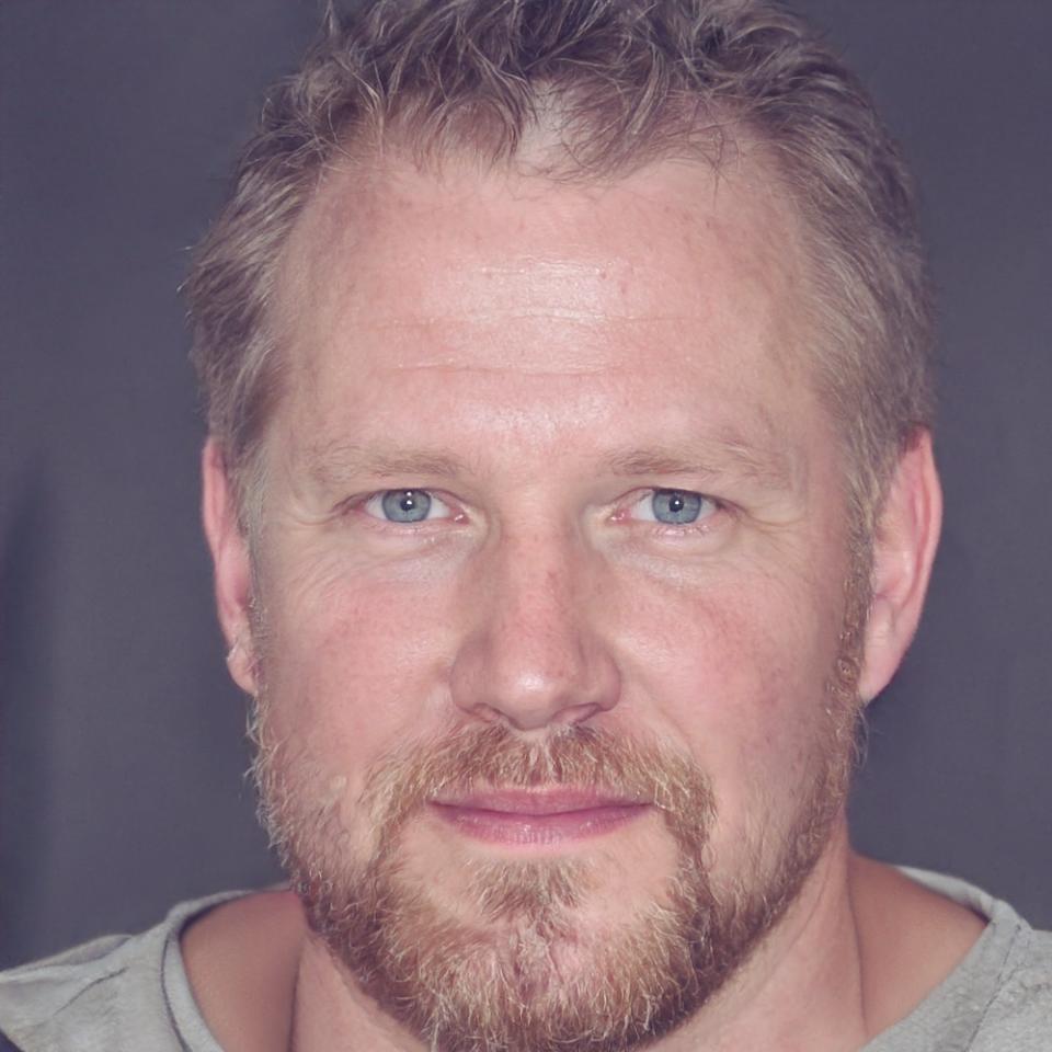 SEO Experte bei der Arbeit